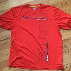 Under Armour sz M 100% polyester shirt EUC